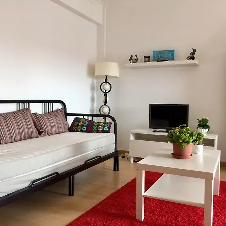Best Houses 1: Simply The Best Location!!! Ferrel (Leiria)